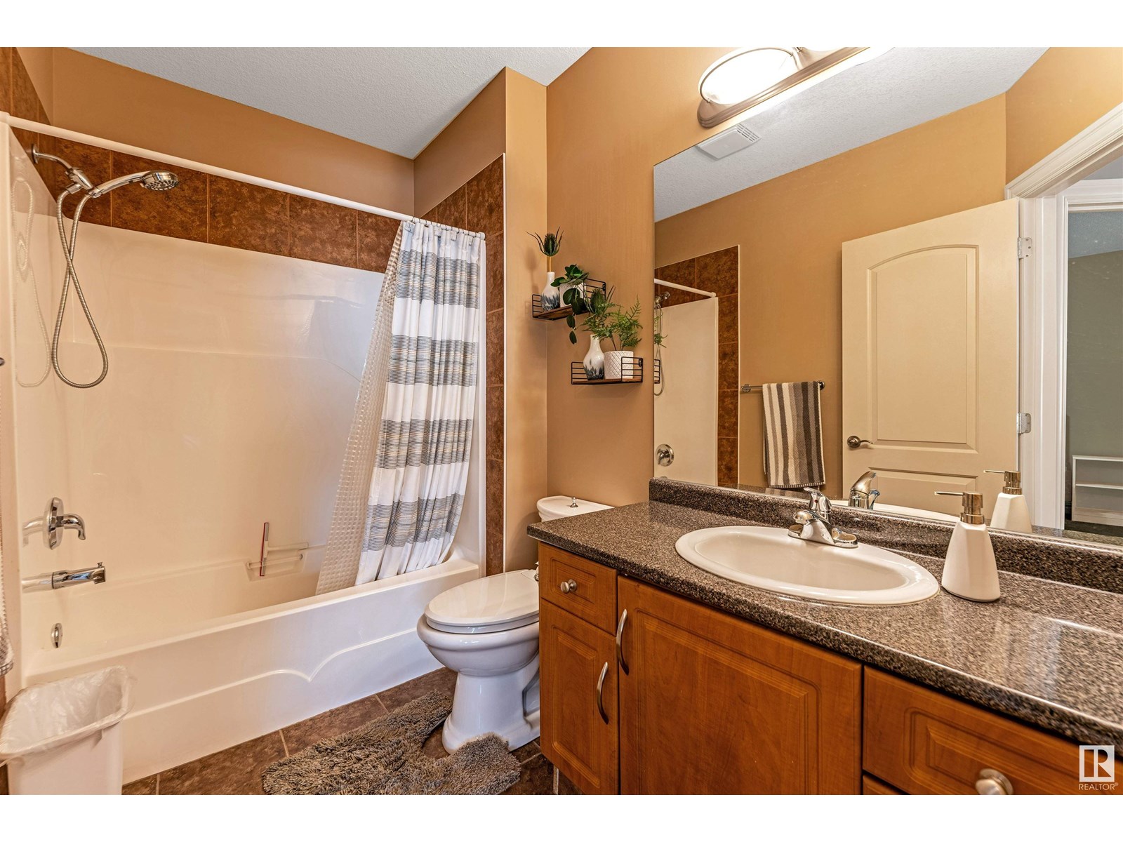 6928 14 Av Sw, Edmonton, Alberta  T6L 1L3 - Photo 66 - E4448558