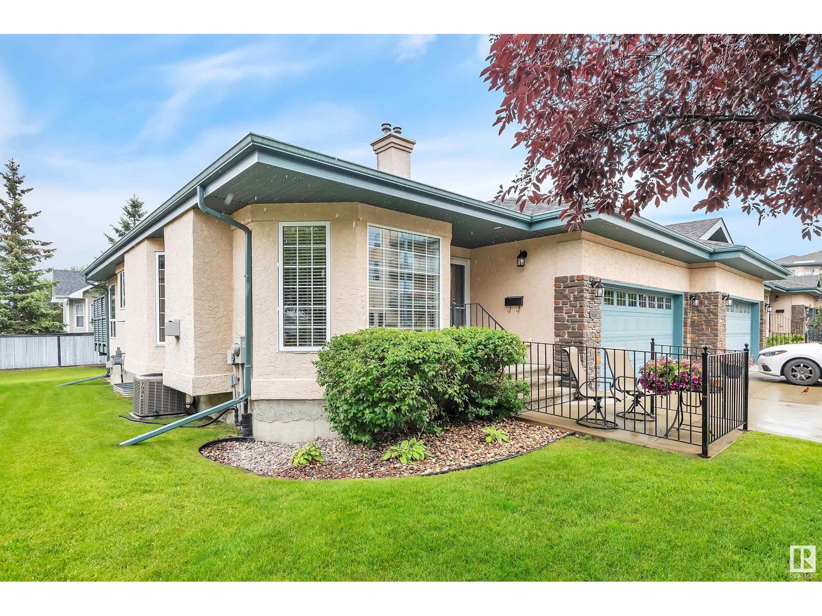 #6 102 BRIDGEPORT CX, Leduc, Alberta