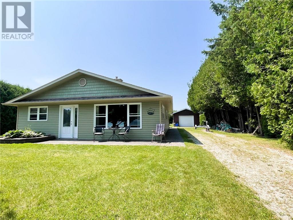 29 Sidney Lane, Mindemoya, Ontario  P0P 1s0 - Photo 7 - 2123657