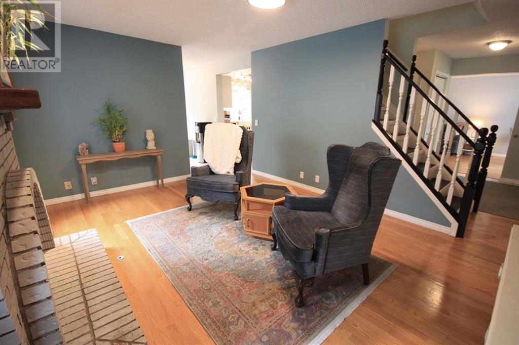 Property at 75 Hawkley Valley Road NW image 5