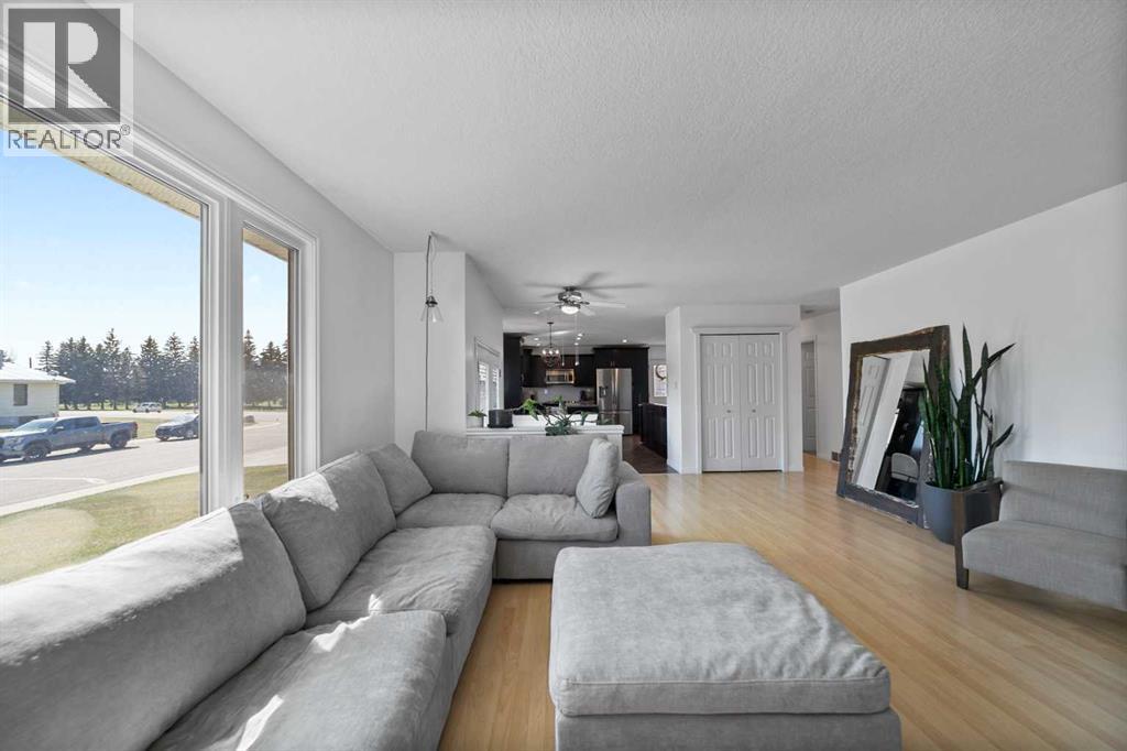 4 Meadowlark Drive, Sedgewick, Alberta  T0B 4C0 - Photo 12 - A2215396