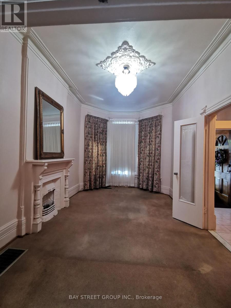 Property at 35 BORDEN STREET image 2