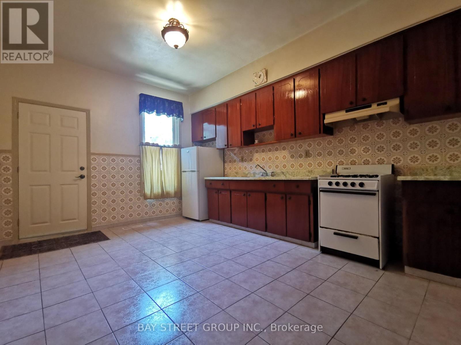 35 Borden Street, Toronto (University), Ontario  M5S 2M8 - Photo 9 - C12296645