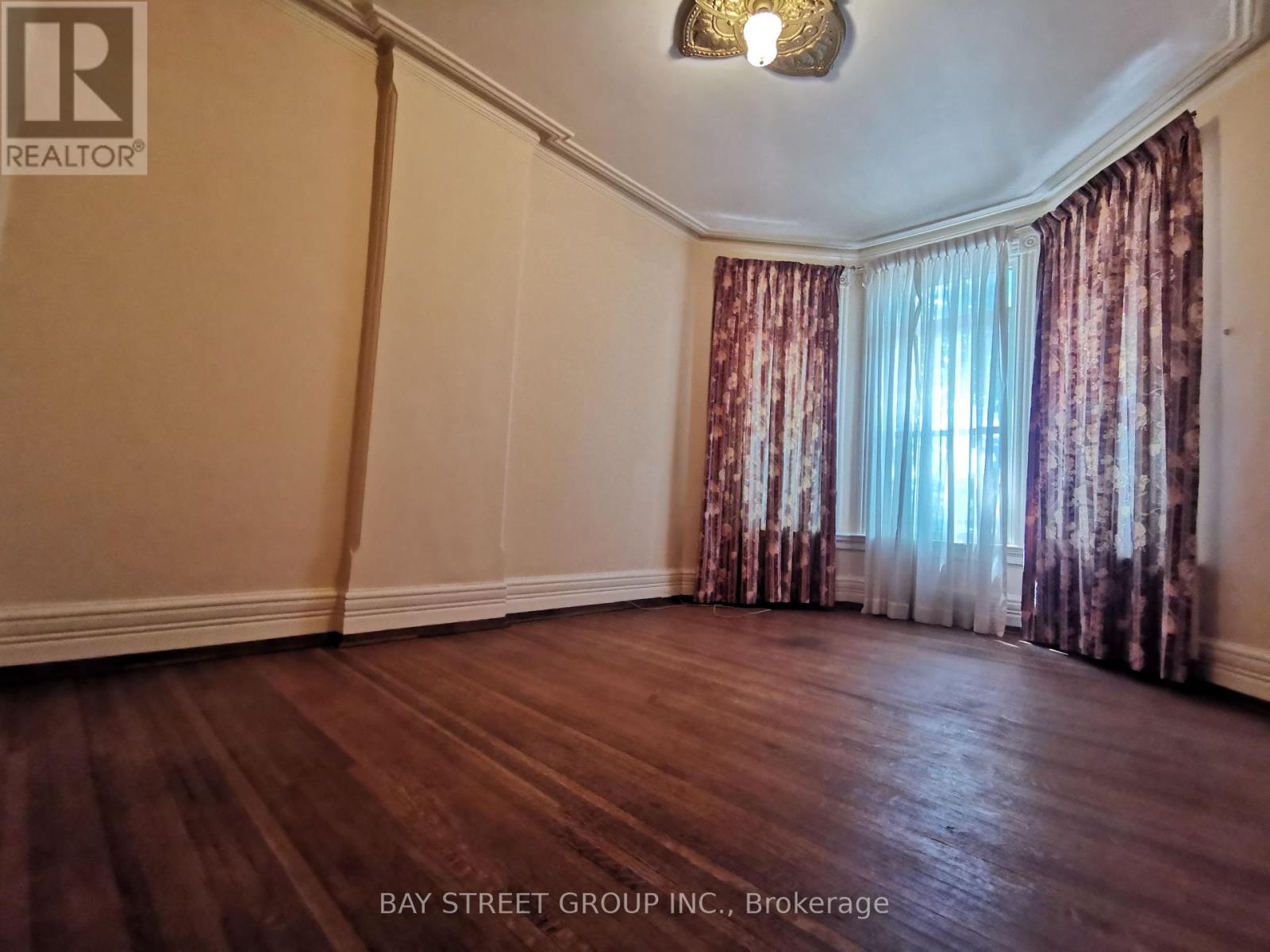 Property at 35 BORDEN STREET image 3