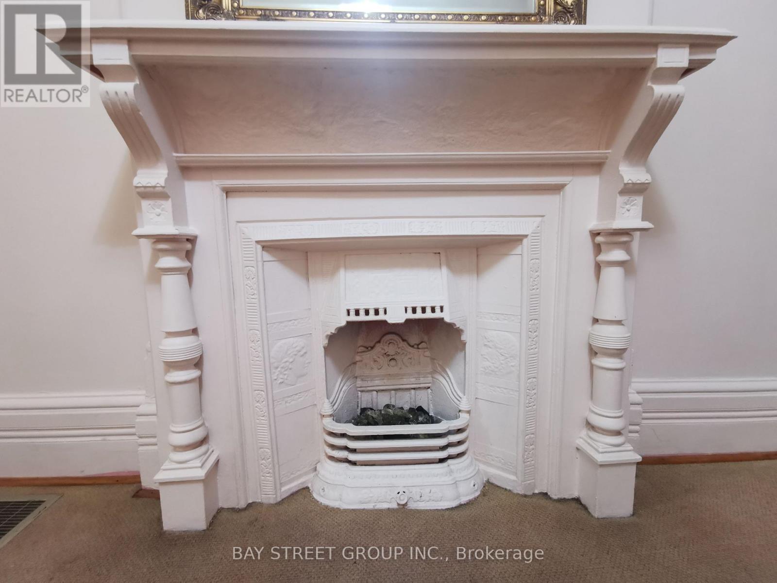 Property at 35 BORDEN STREET image 5