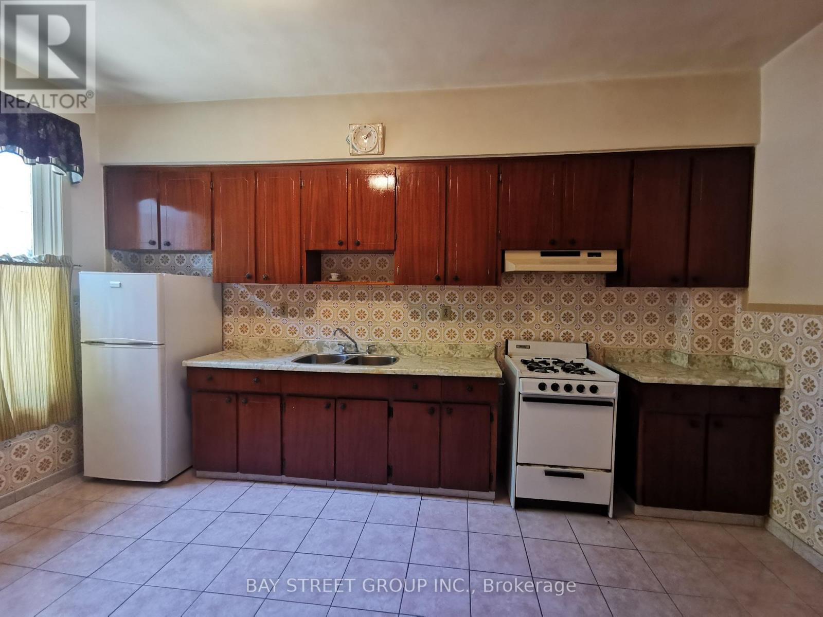 35 Borden Street, Toronto (University), Ontario  M5S 2M8 - Photo 6 - C12296645