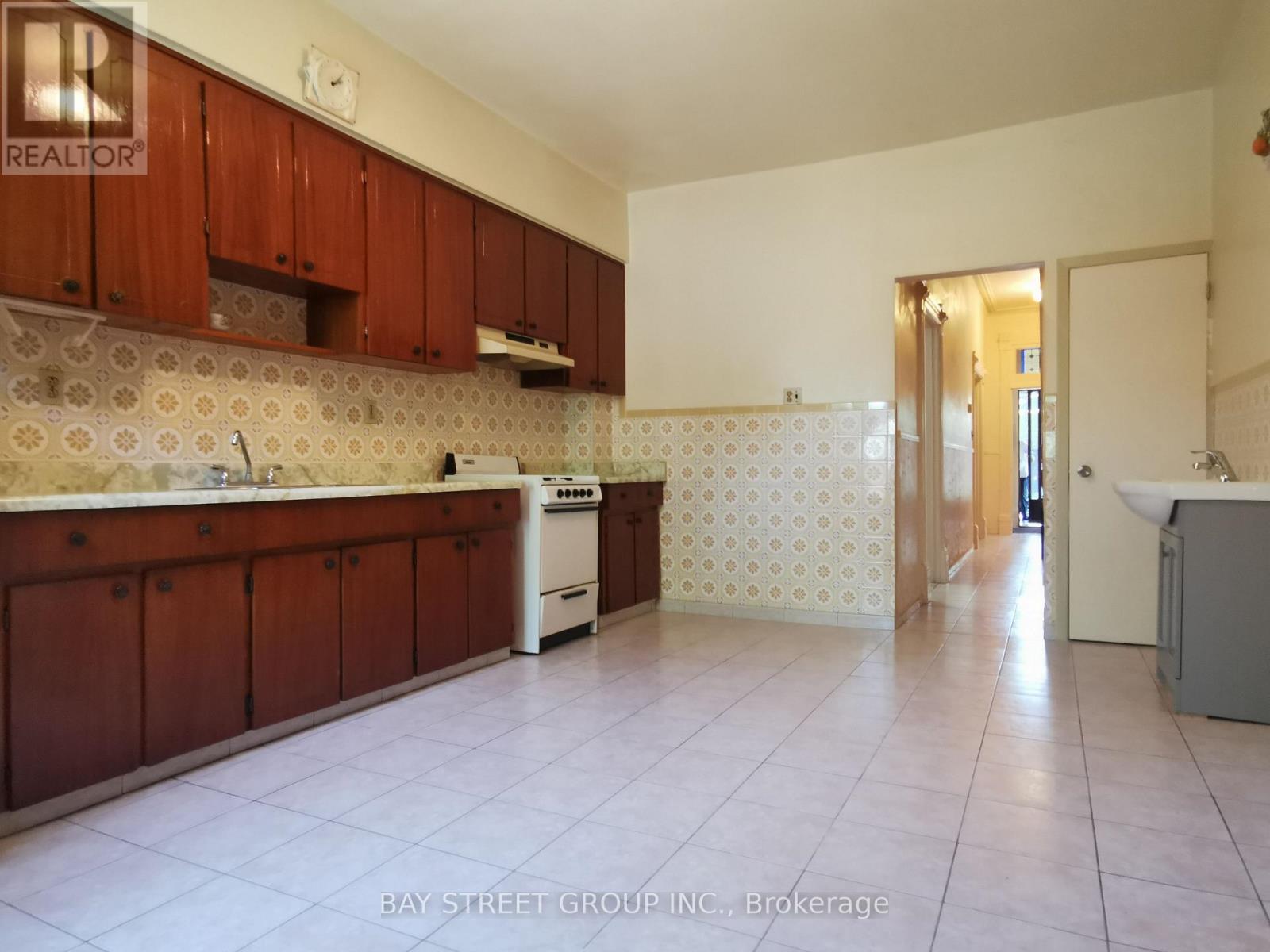 35 Borden Street, Toronto (University), Ontario  M5S 2M8 - Photo 7 - C12296645