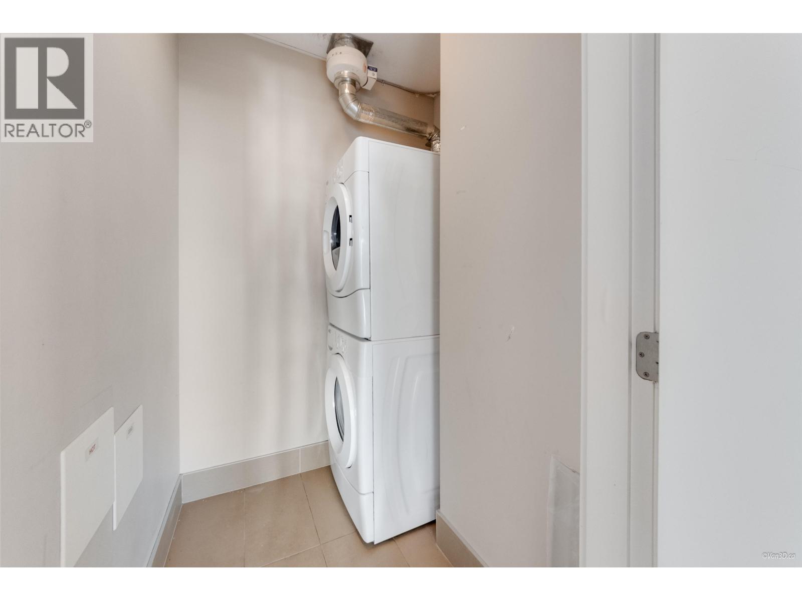 1709 3008 Glen Drive, Coquitlam, British Columbia  V3B 0J5 - Photo 19 - R3027328