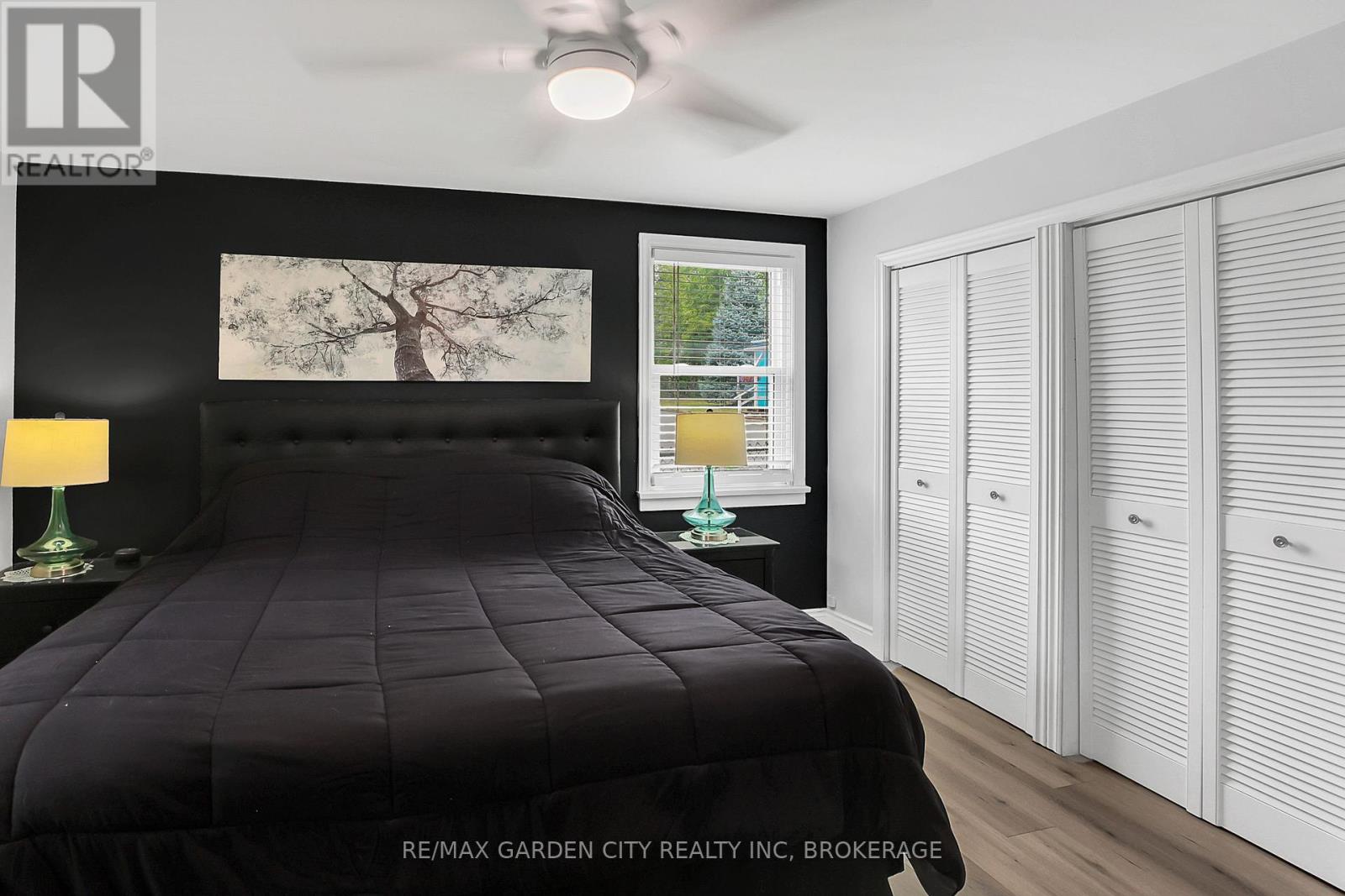 222 Ridgeway Road, Fort Erie (Crystal Beach), Ontario  L0S 1B0 - Photo 12 - X12296687