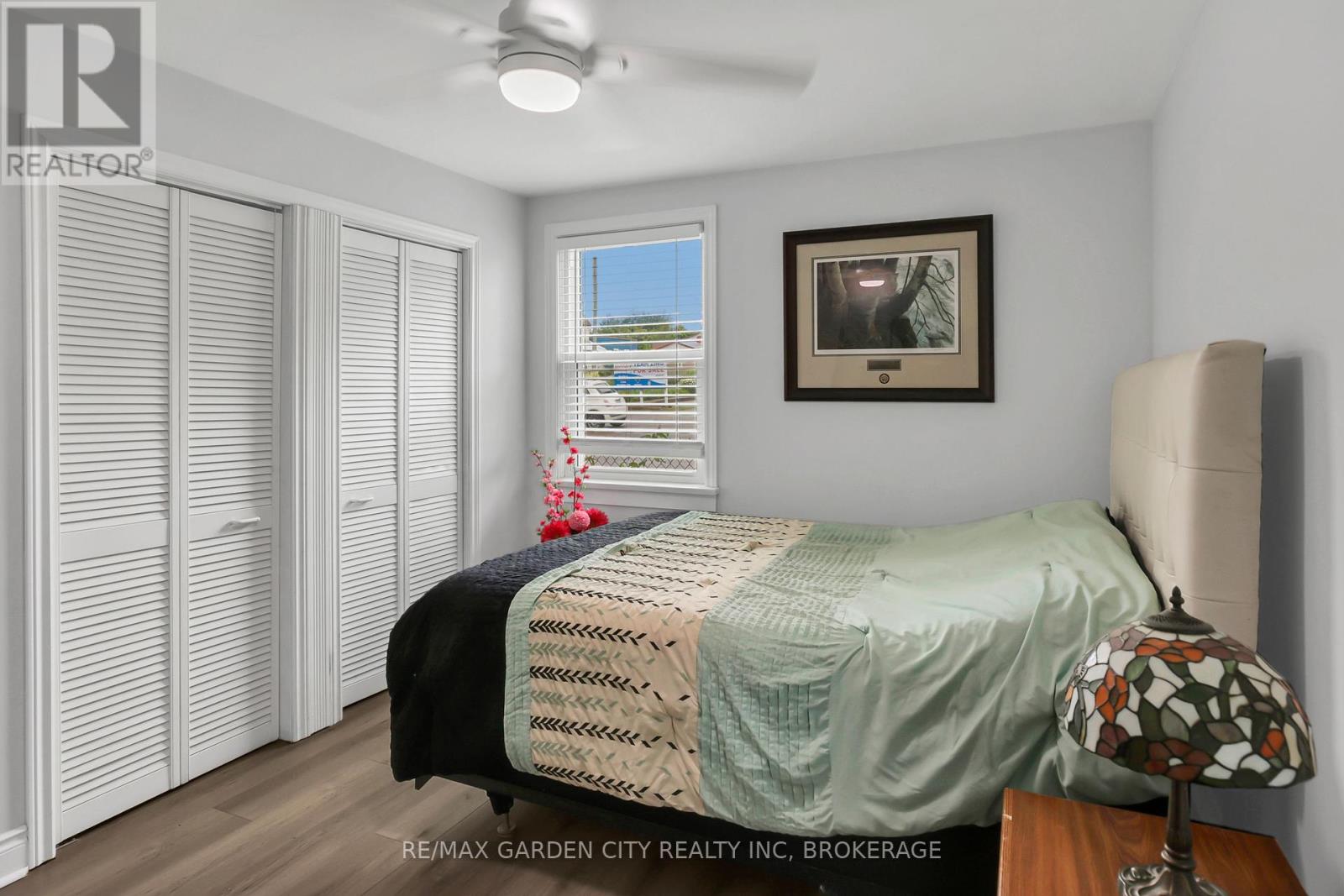 222 Ridgeway Road, Fort Erie (Crystal Beach), Ontario  L0S 1B0 - Photo 15 - X12296687