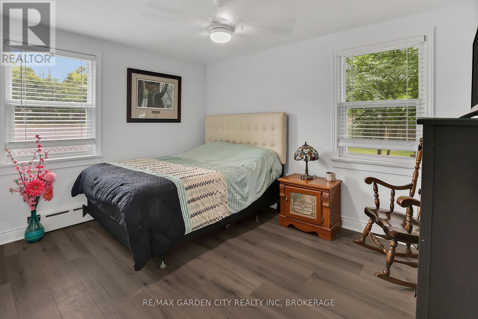 222 Ridgeway Road, Fort Erie (Crystal Beach), Ontario  L0S 1B0 - Photo 16 - X12296687