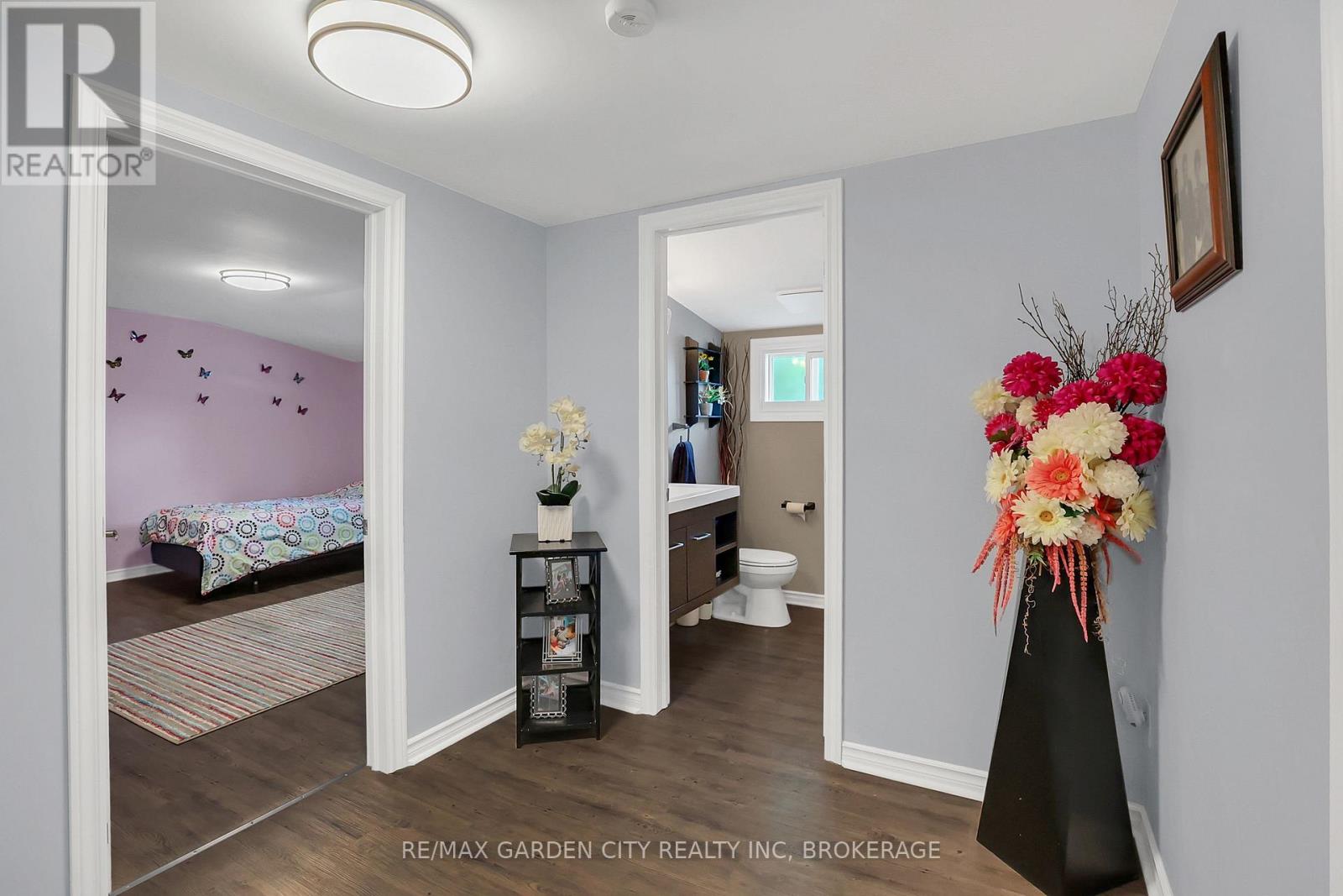 222 Ridgeway Road, Fort Erie (Crystal Beach), Ontario  L0S 1B0 - Photo 20 - X12296687