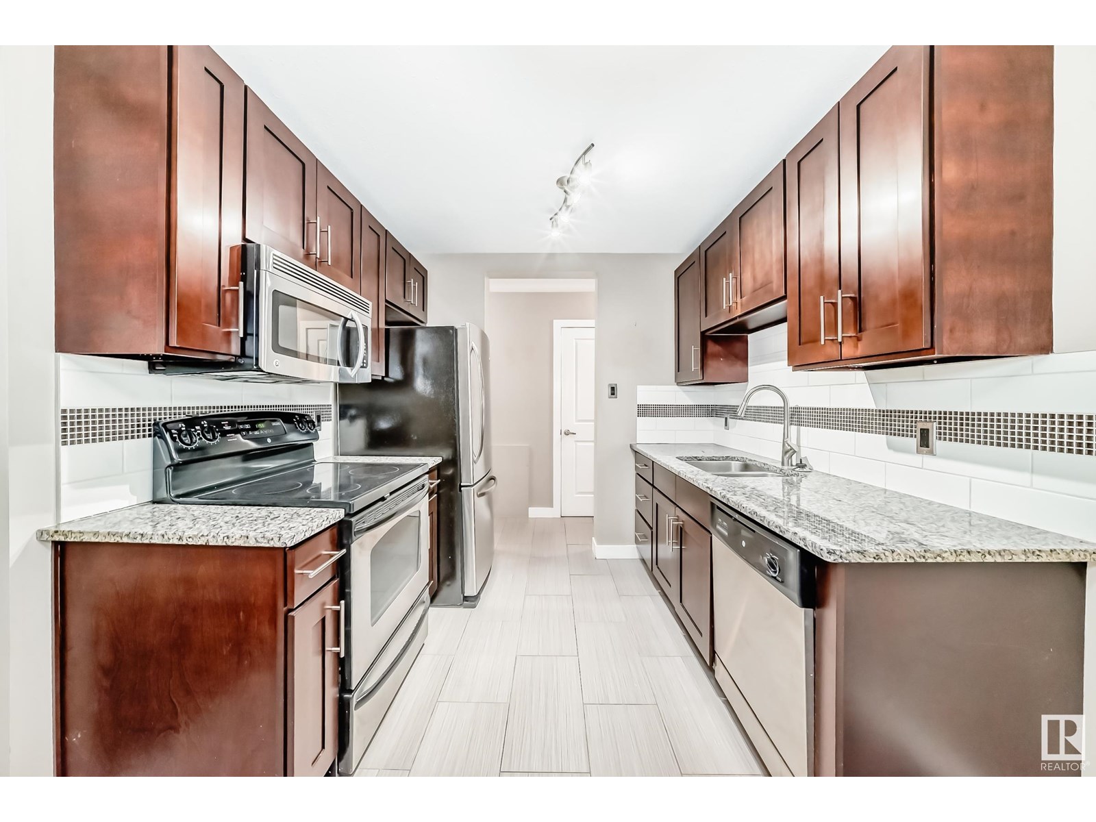 #202 11325 103 Av Nw, Edmonton, Alberta  T5K 0S3 - Photo 6 - E4448870