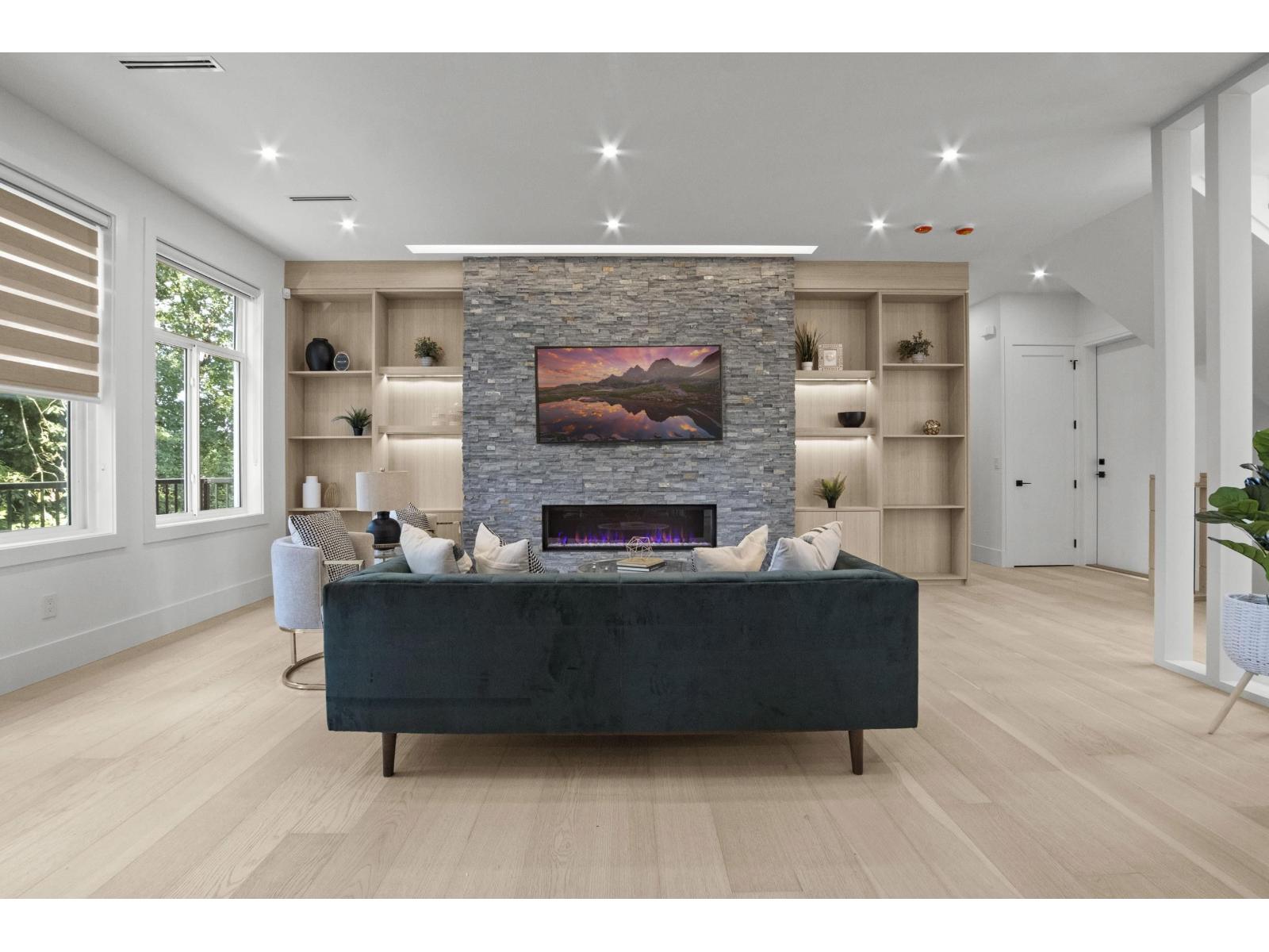 10033 173a Street, Surrey, British Columbia  V4N 4L2 - Photo 2 - R3028826