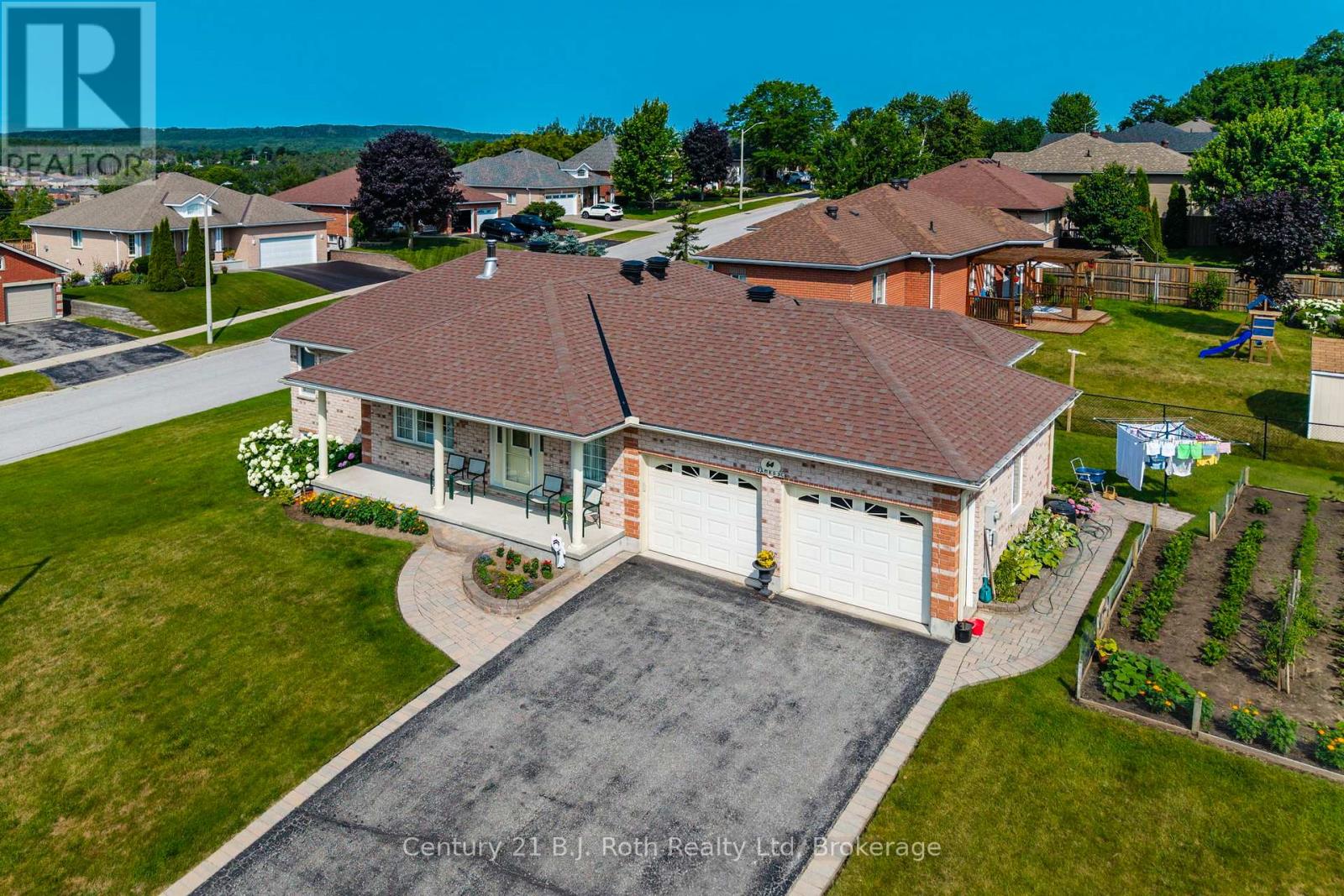 64 James Street, Penetanguishene, Ontario  L9M 2J1 - Photo 34 - S12296770