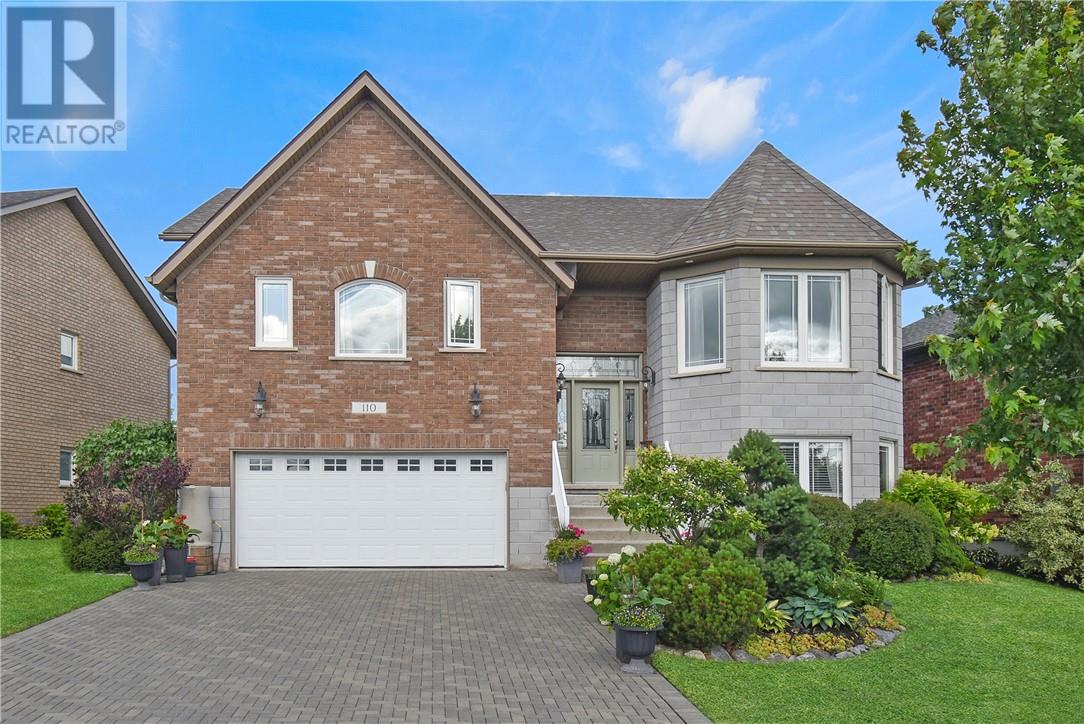Property at 110 Sapphire Crt image 1