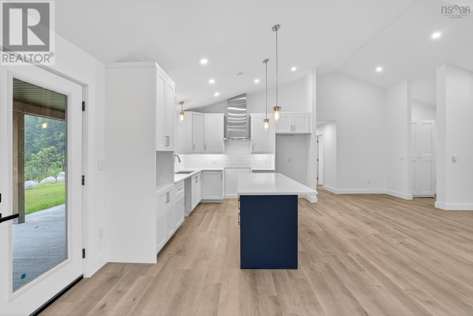 24 Shannon Road, Brookside, Nova Scotia  B3T 1T9 - Photo 9 - 202517649