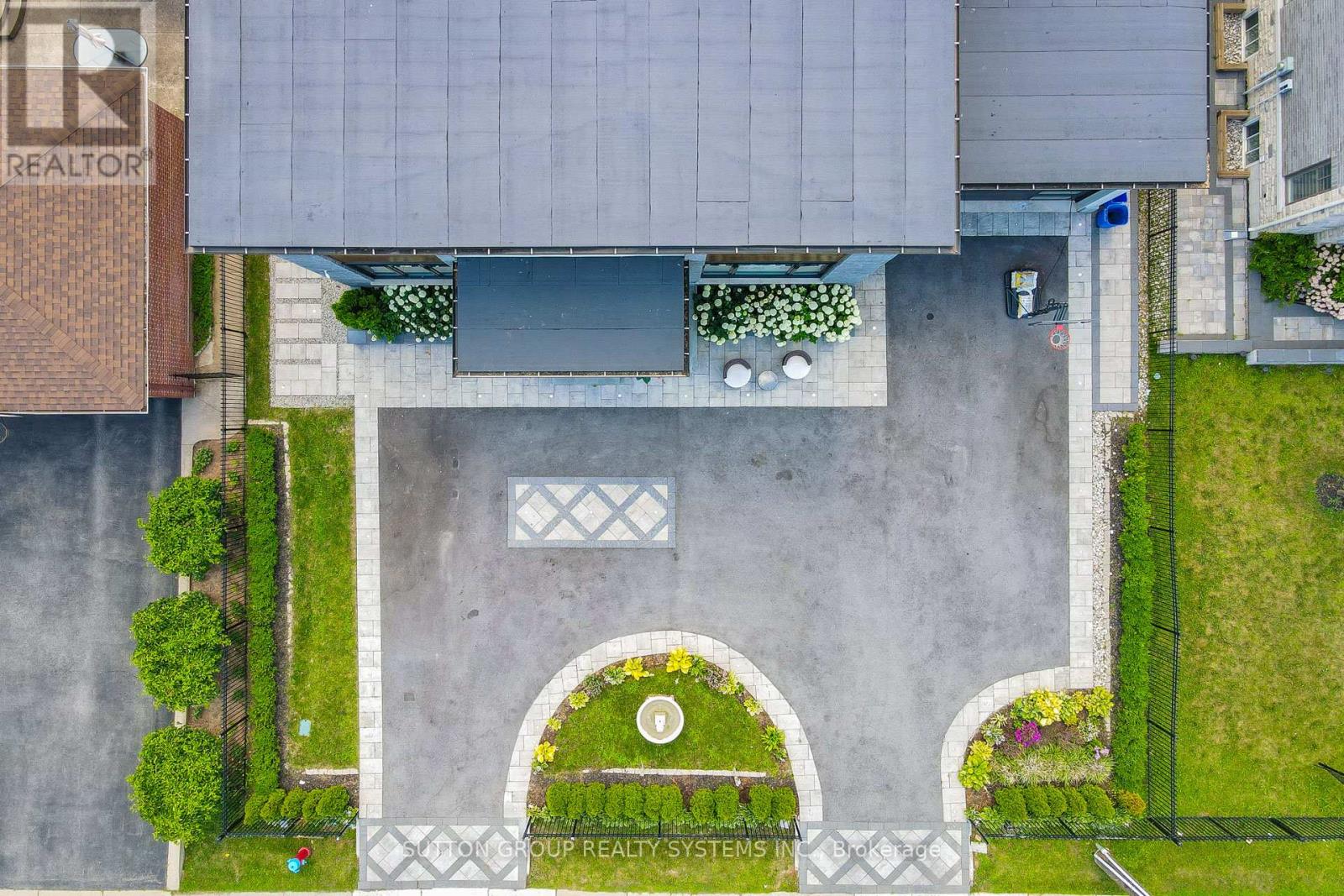 334 Third Line, Oakville, Ontario  L6L 4A4 - Photo 49 - W12296723