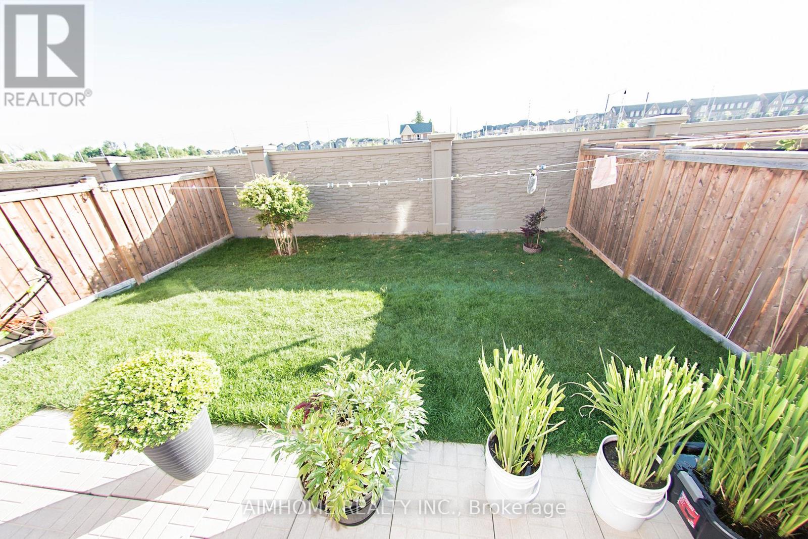8 Callandar Road, Brampton, Ontario  L7A 4V1 - Photo 21 - W12296732