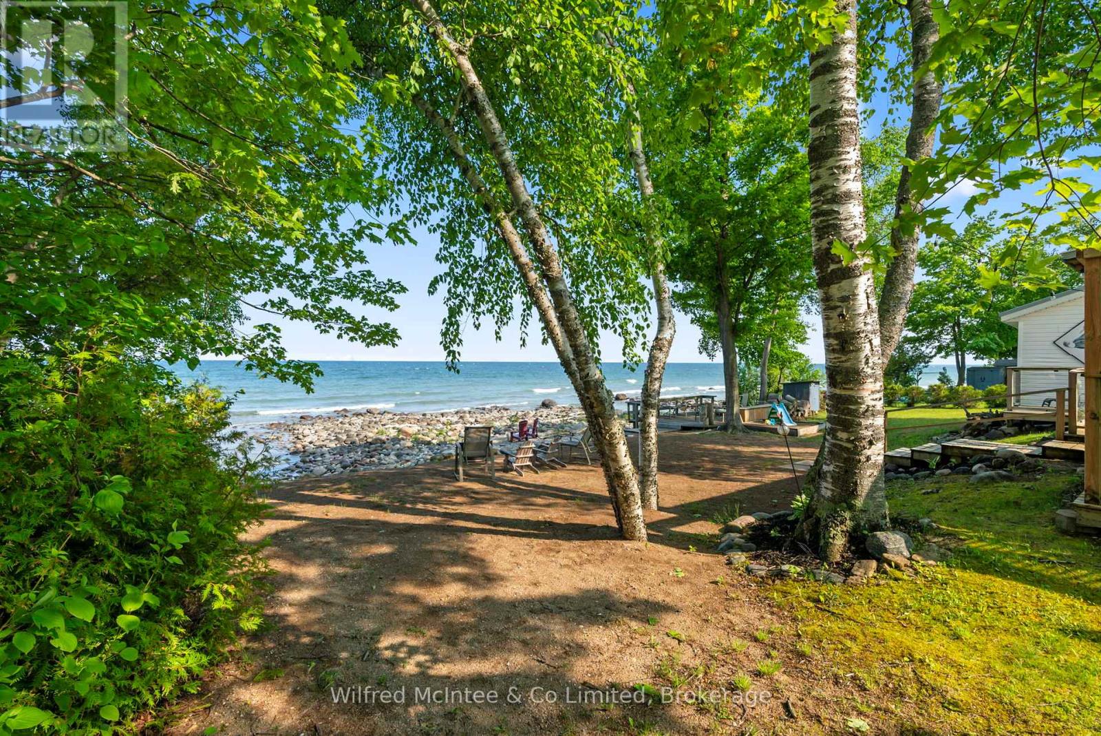 415 Bruce Road 13, Native Leased Lands, Ontario  N0H 2L0 - Photo 36 - X12216030