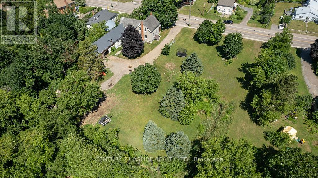 75 Bonnechere Street E, Bonnechere Valley, Ontario  K0J 1T0 - Photo 7 - X12296799