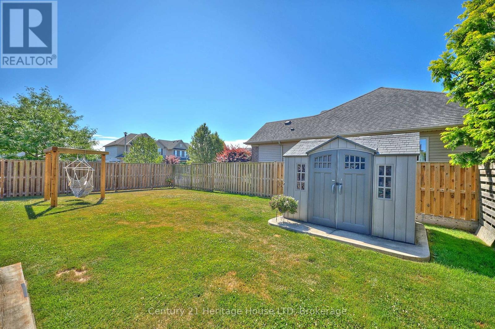 450 Classic Avenue, Welland, Ontario  L3B 0A4 - Photo 22 - X12296808