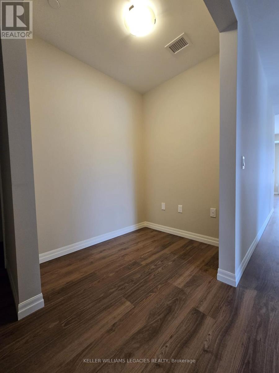 113 - 460 William Graham Drive, Aurora, Ontario  L4G 1X9 - Photo 15 - N12296801