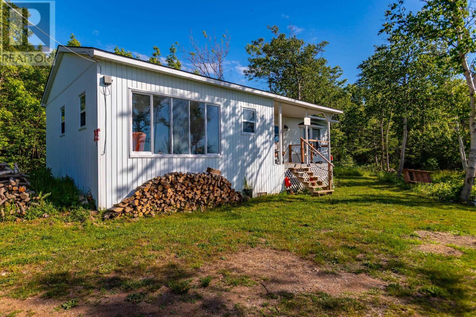 7 Sunset Avenue, Phinneys Cove, Nova Scotia  B0S 1L0 - Photo 1 - 202502448