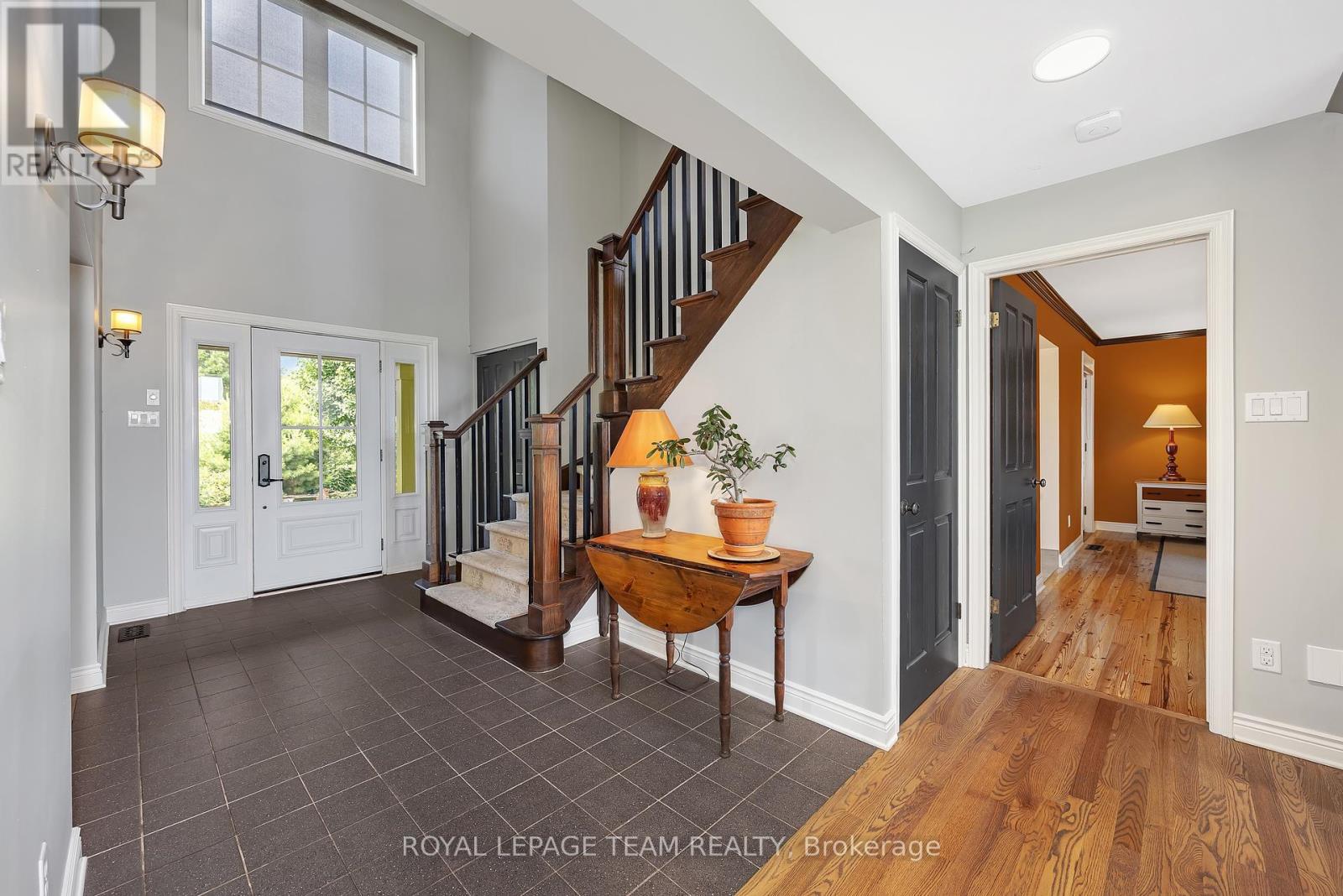 335 Hamilton Road, Russell, Ontario  K4R 0J1 - Photo 11 - X12296838