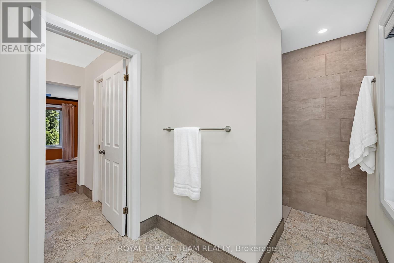 335 Hamilton Road, Russell, Ontario  K4R 0J1 - Photo 19 - X12296838