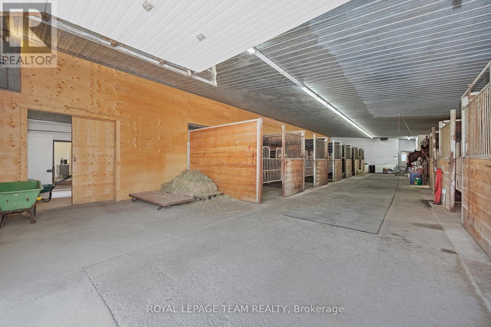 335 Hamilton Road, Russell, Ontario  K4R 0J1 - Photo 46 - X12296838