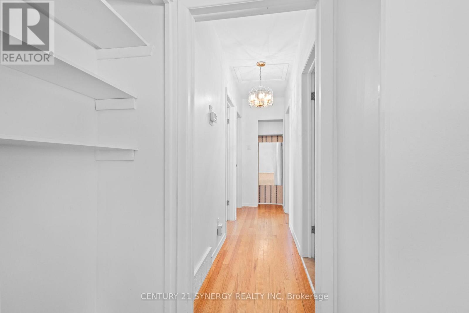 20 Parkside Crescent, Ottawa, Ontario  K2G 3B5 - Photo 19 - X12296840
