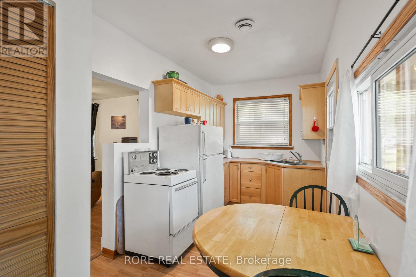 51 Alexander Street, Welland, Ontario  L3B 2R3 - Photo 15 - X12296866