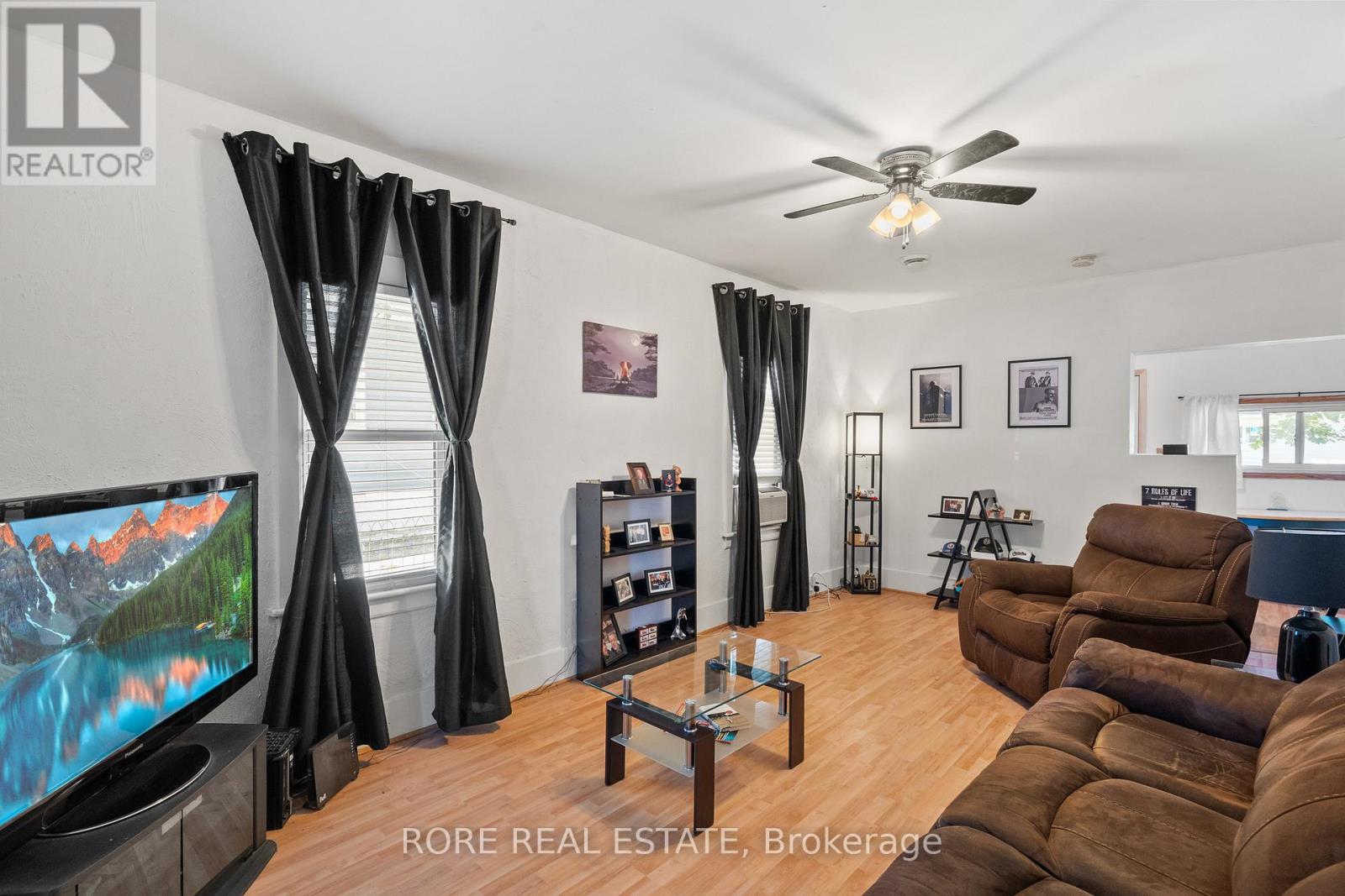51 Alexander Street, Welland, Ontario  L3B 2R3 - Photo 8 - X12296866