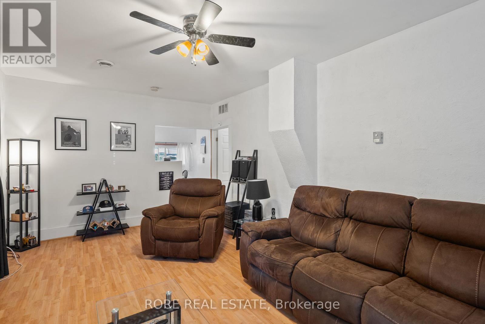 51 Alexander Street, Welland, Ontario  L3B 2R3 - Photo 9 - X12296866
