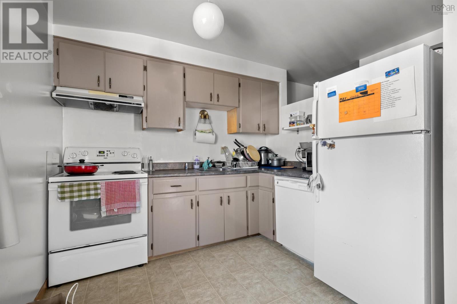 7 Pleasant Street, Dartmouth, Nova Scotia  B2Y 3P1 - Photo 15 - 202512590