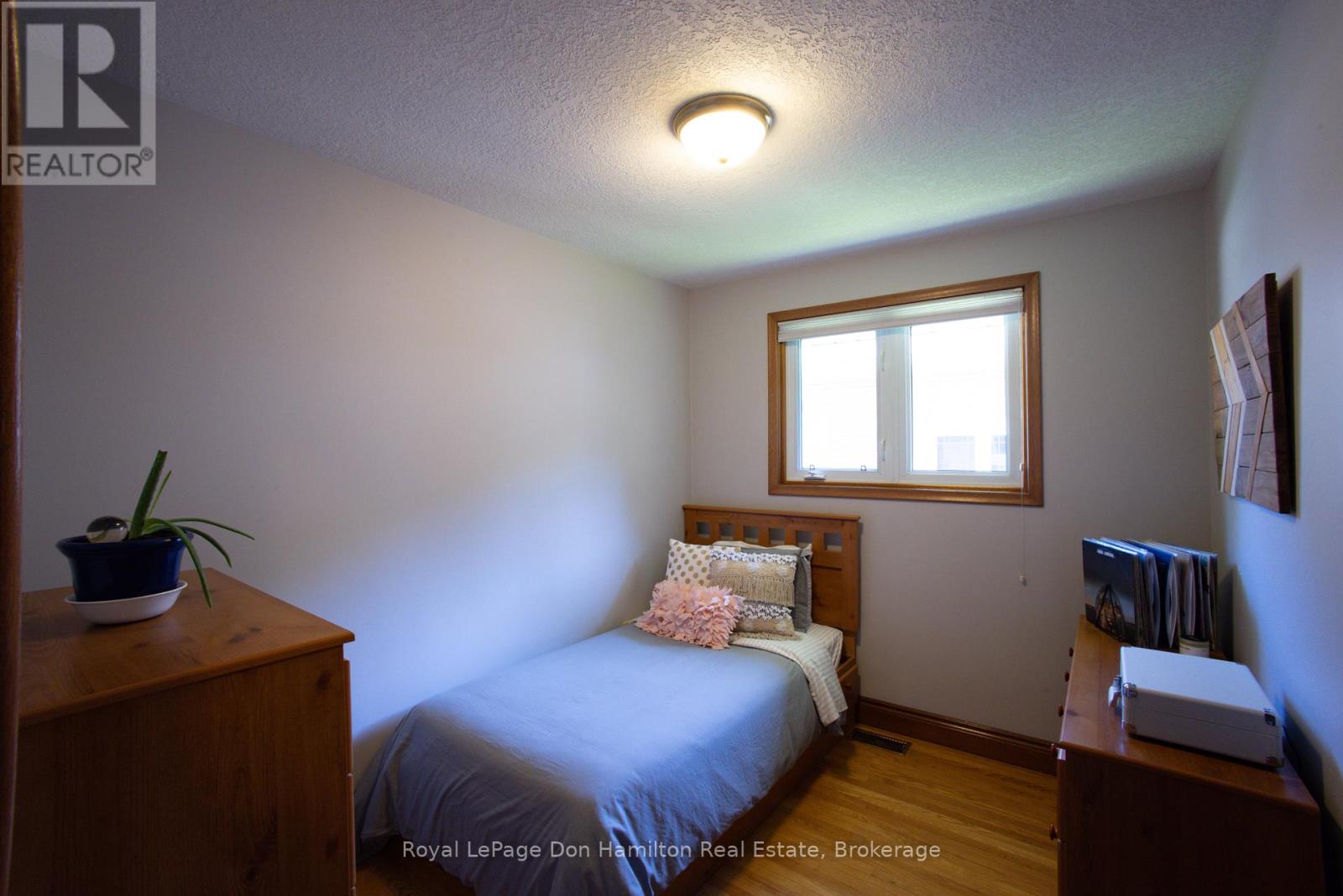 830 Barber Avenue N, North Perth, Ontario  N4W 3J9 - Photo 19 - X12296864