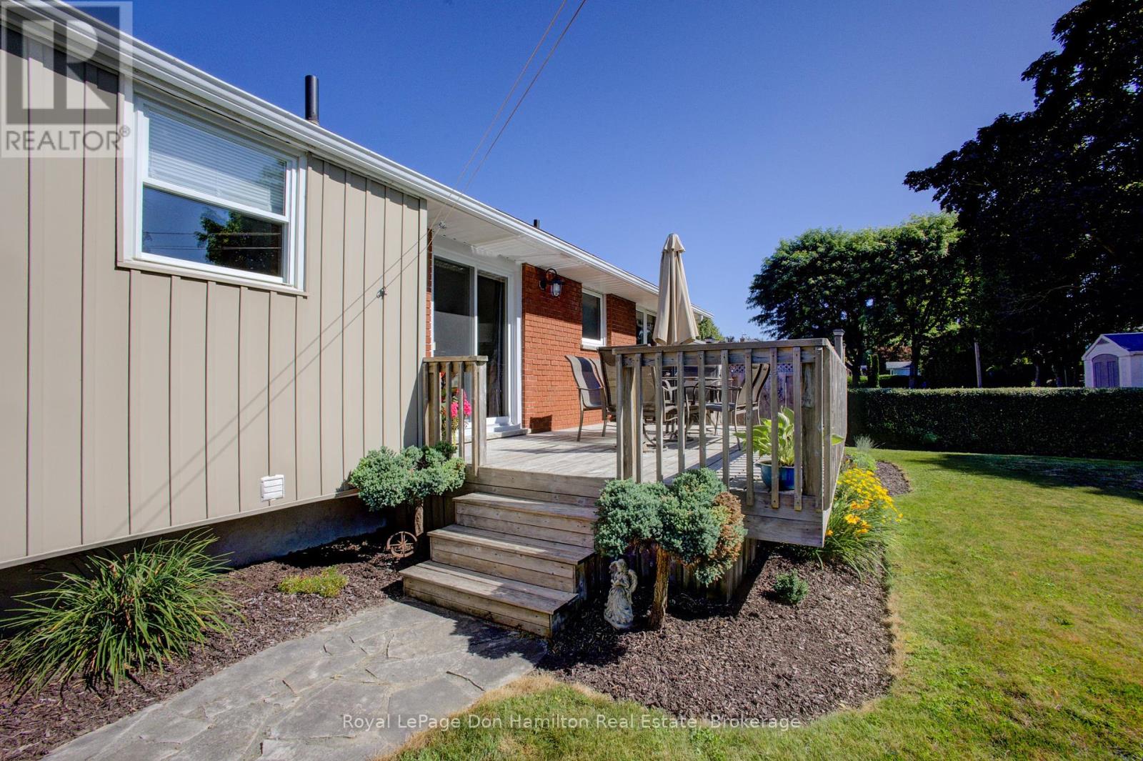 830 Barber Avenue N, North Perth, Ontario  N4W 3J9 - Photo 42 - X12296864