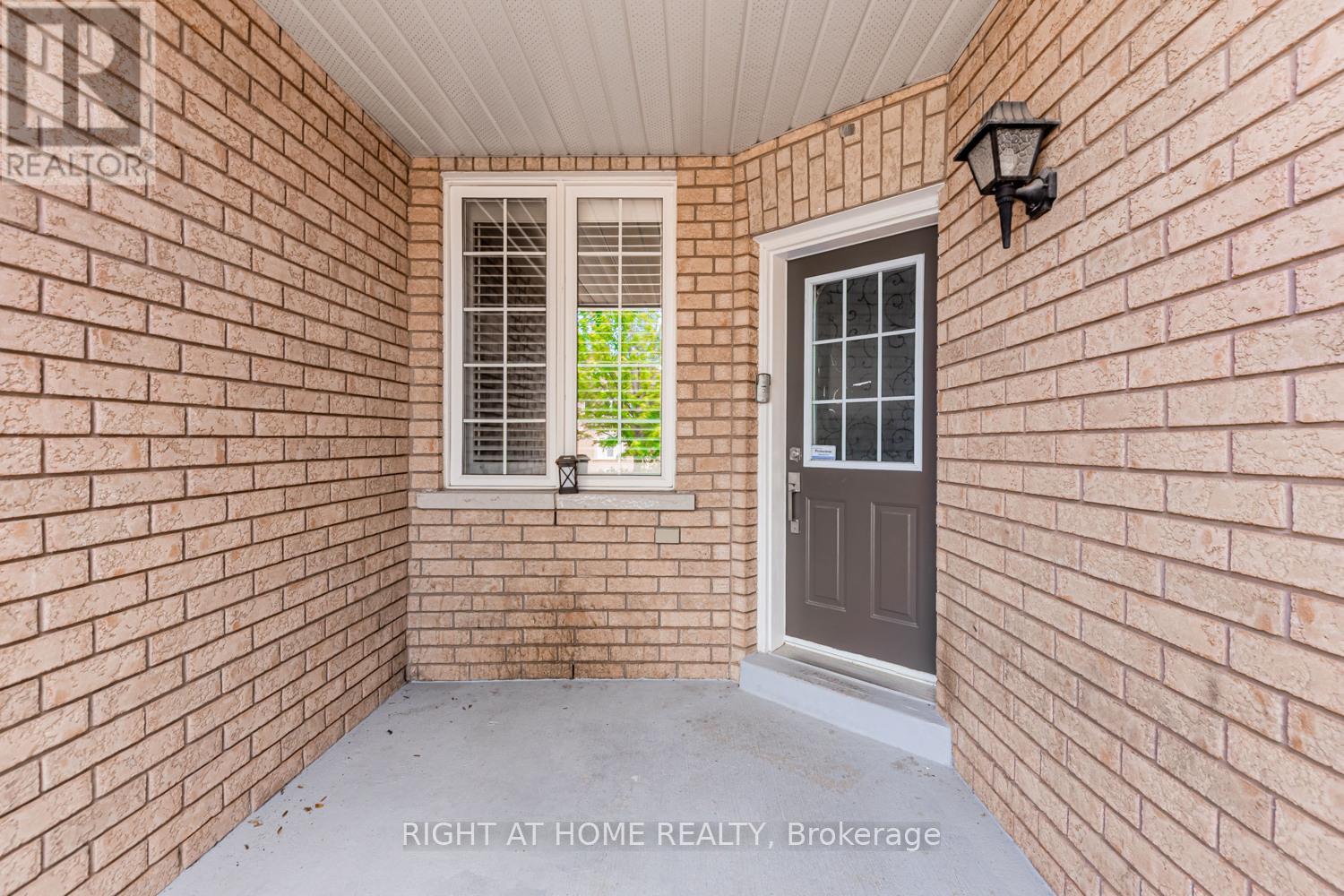 222 Albright Road, Brampton, Ontario  L6X 5E7 - Photo 3 - W12287551
