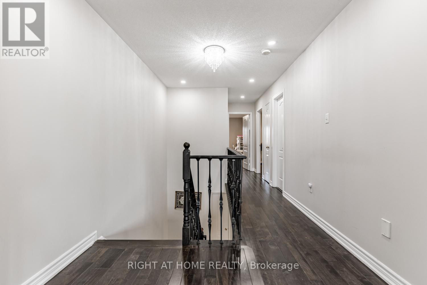 222 Albright Road, Brampton, Ontario  L6X 5E7 - Photo 16 - W12287551