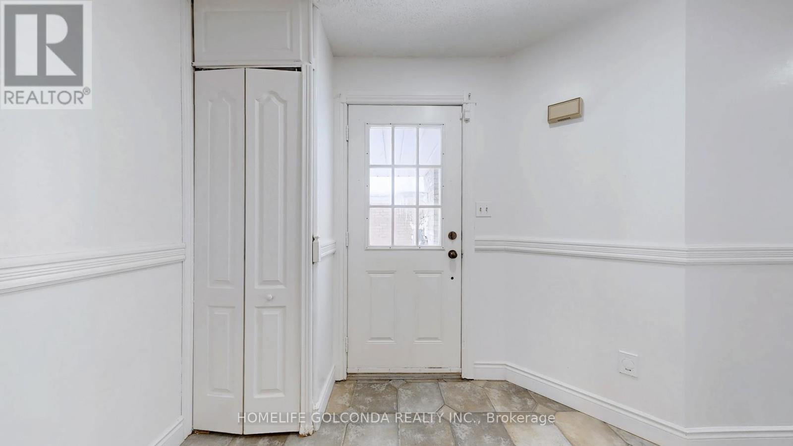 Property at 129 KERR BOULEVARD image 2