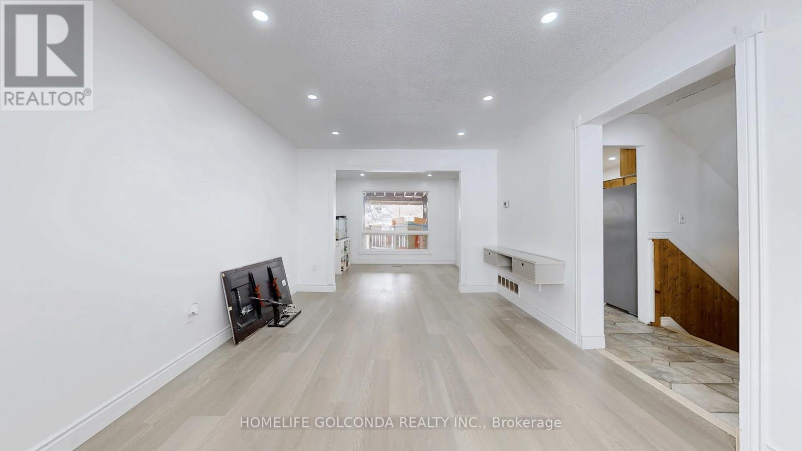 Property at 129 KERR BOULEVARD image 5