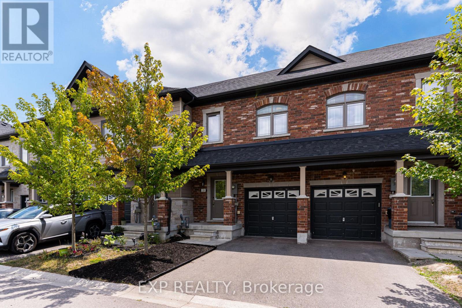 19 CYGNUS CRESCENT, Barrie, Ontario