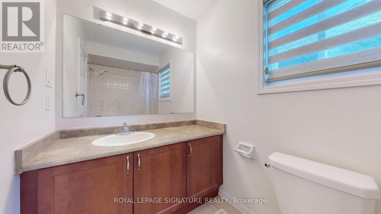 138 Sun King Crescent, Barrie, Ontario  L4M 0E5 - Photo 33 - S12296862