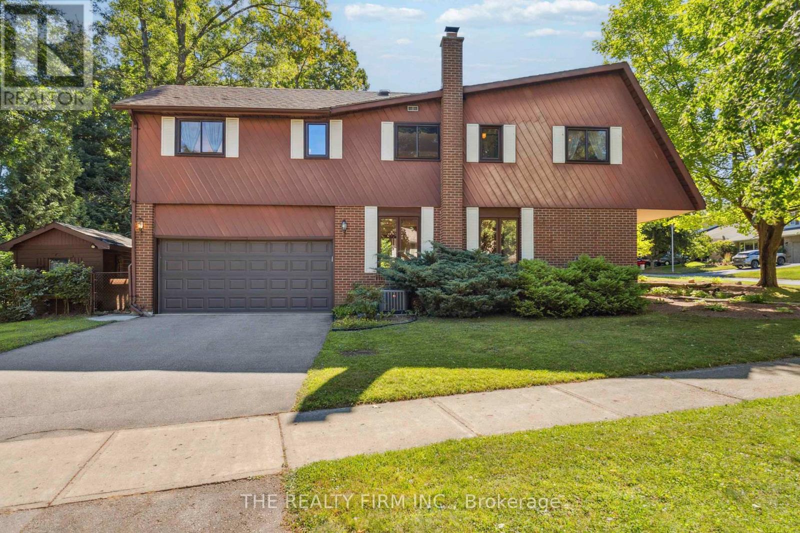 Property at 98 HALIBURTON ROAD image 3