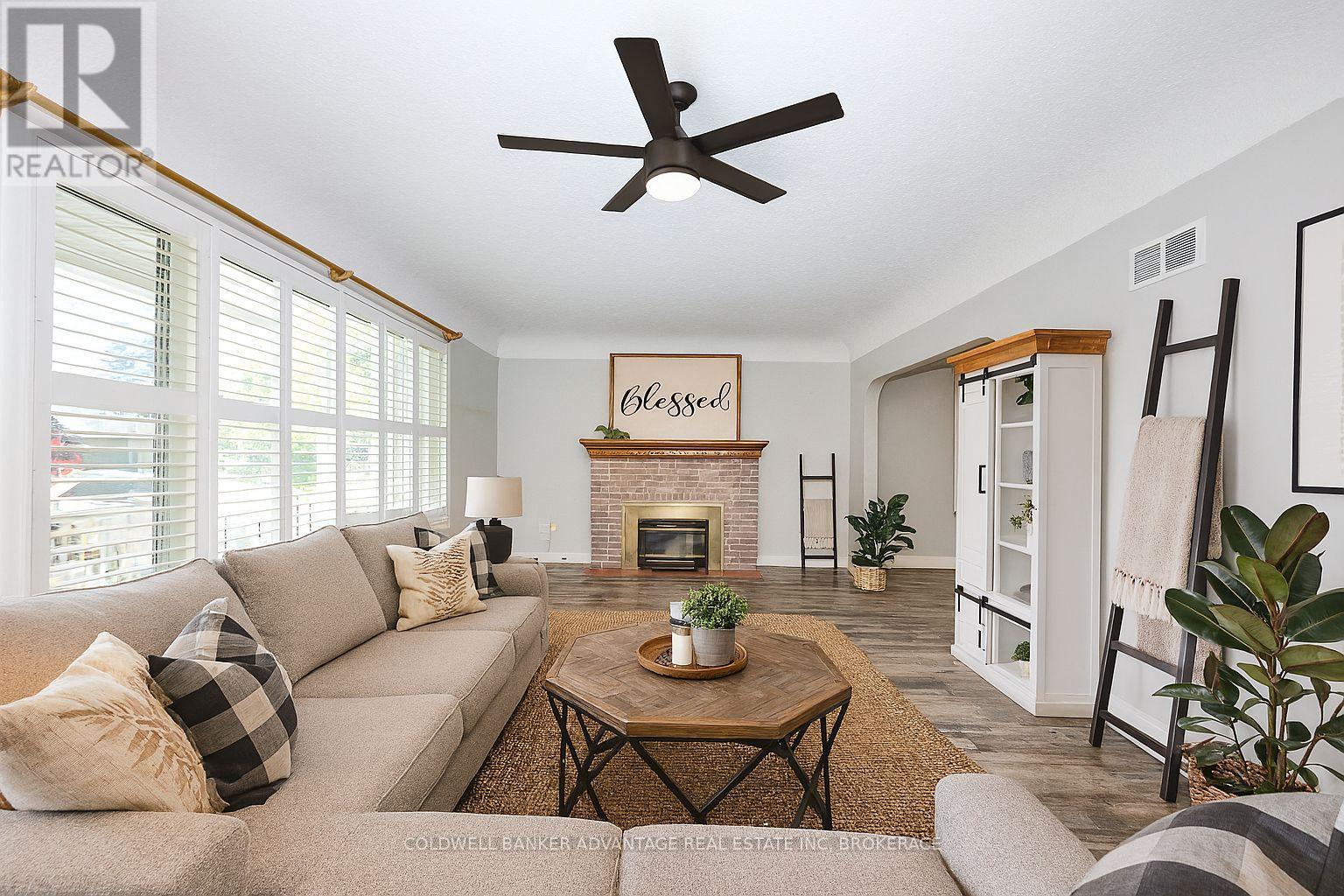 Property at 49 CARLTON AVENUE image 3