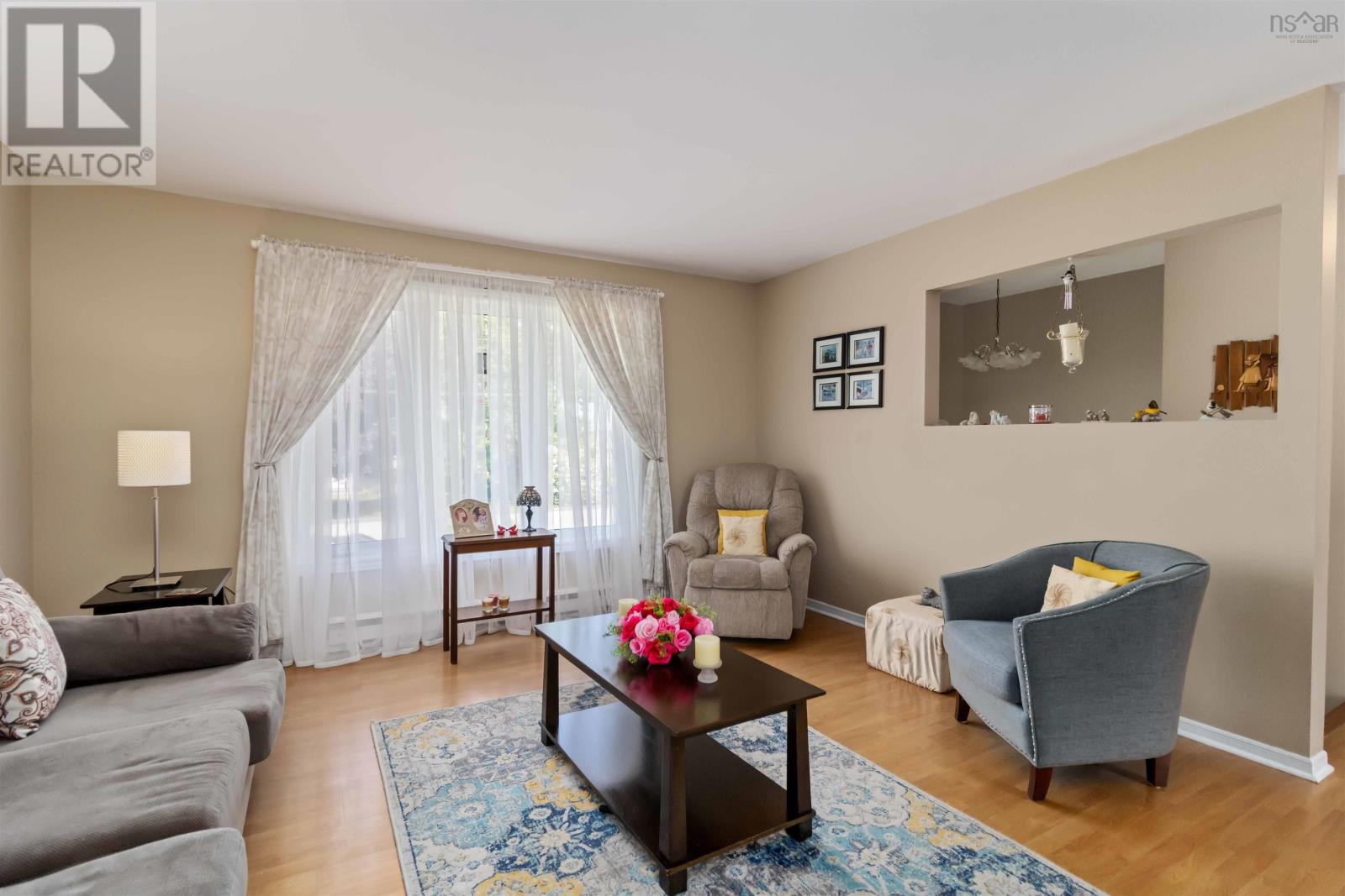 Property at 24 Barbara Drive image 3