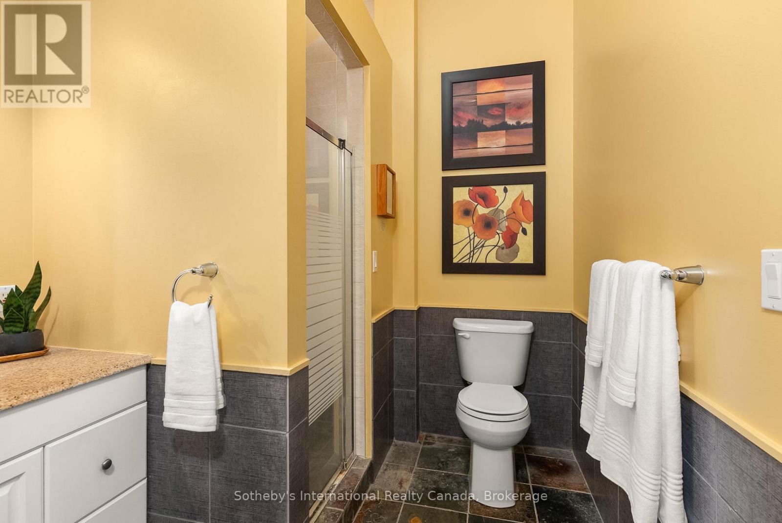 1032 Sunset Bay Road N, Gravenhurst, Ontario  P1P 1R2 - Photo 40 - X12296919