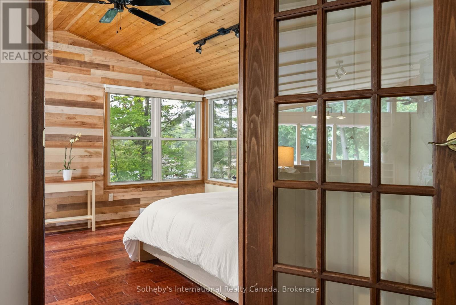 1032 Sunset Bay Road N, Gravenhurst, Ontario  P1P 1R2 - Photo 42 - X12296919