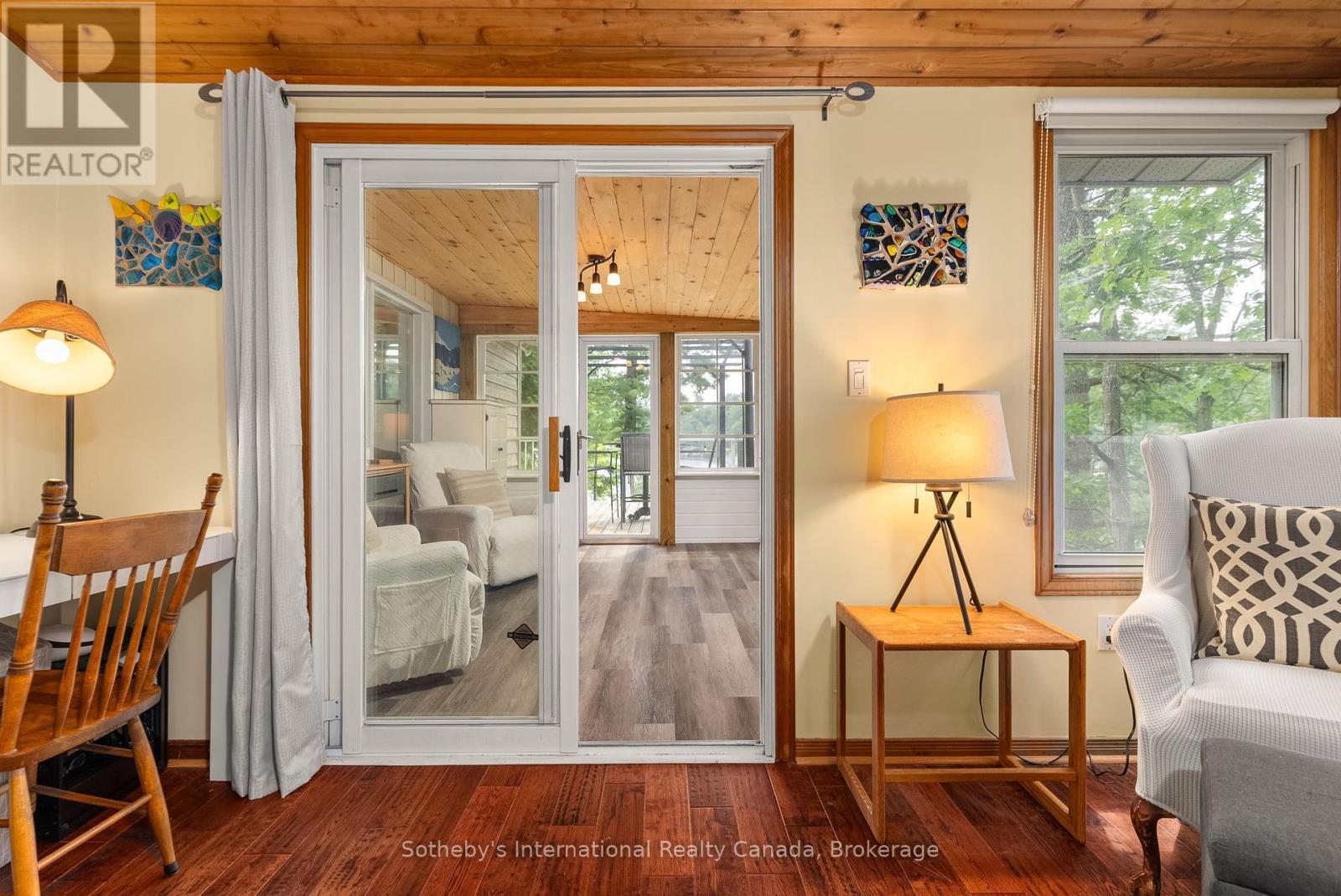 1032 Sunset Bay Road N, Gravenhurst, Ontario  P1P 1R2 - Photo 45 - X12296919